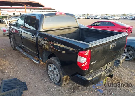 2015 Toyota Tundra Platinum 5.7L V8 z USA, uszkodzony, nr VIN 5TFAW5F17FX456769